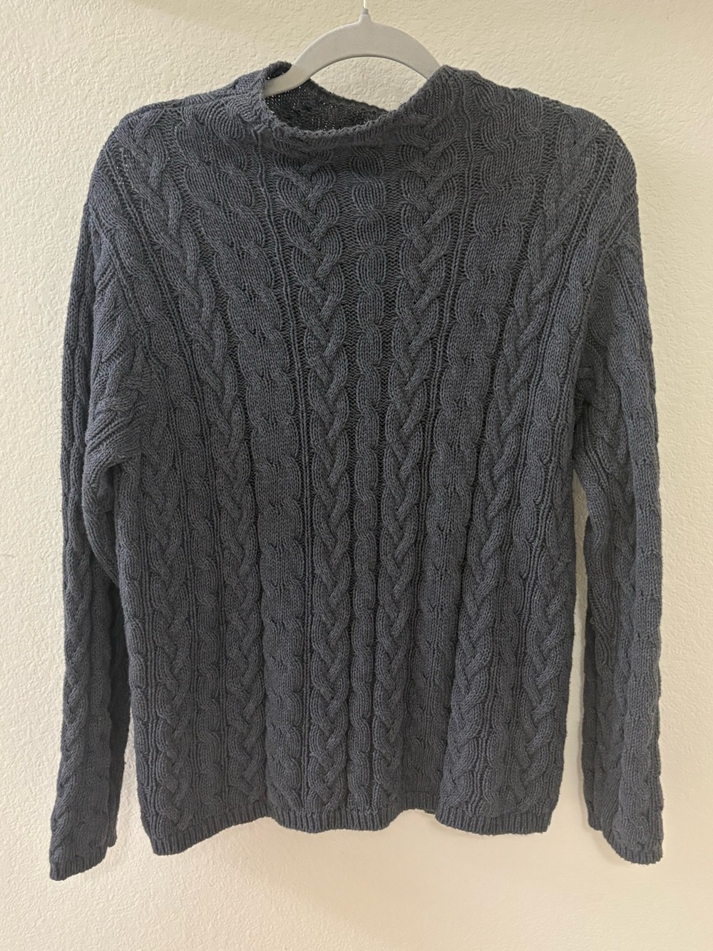 Wainscott Women Gray Cable Knit Crewneck Sweater